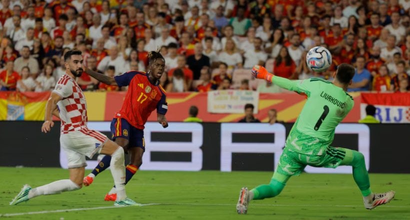 نيكو ويليامز يغادر معسكر المنتخب الإسباني بسبب الإصابة